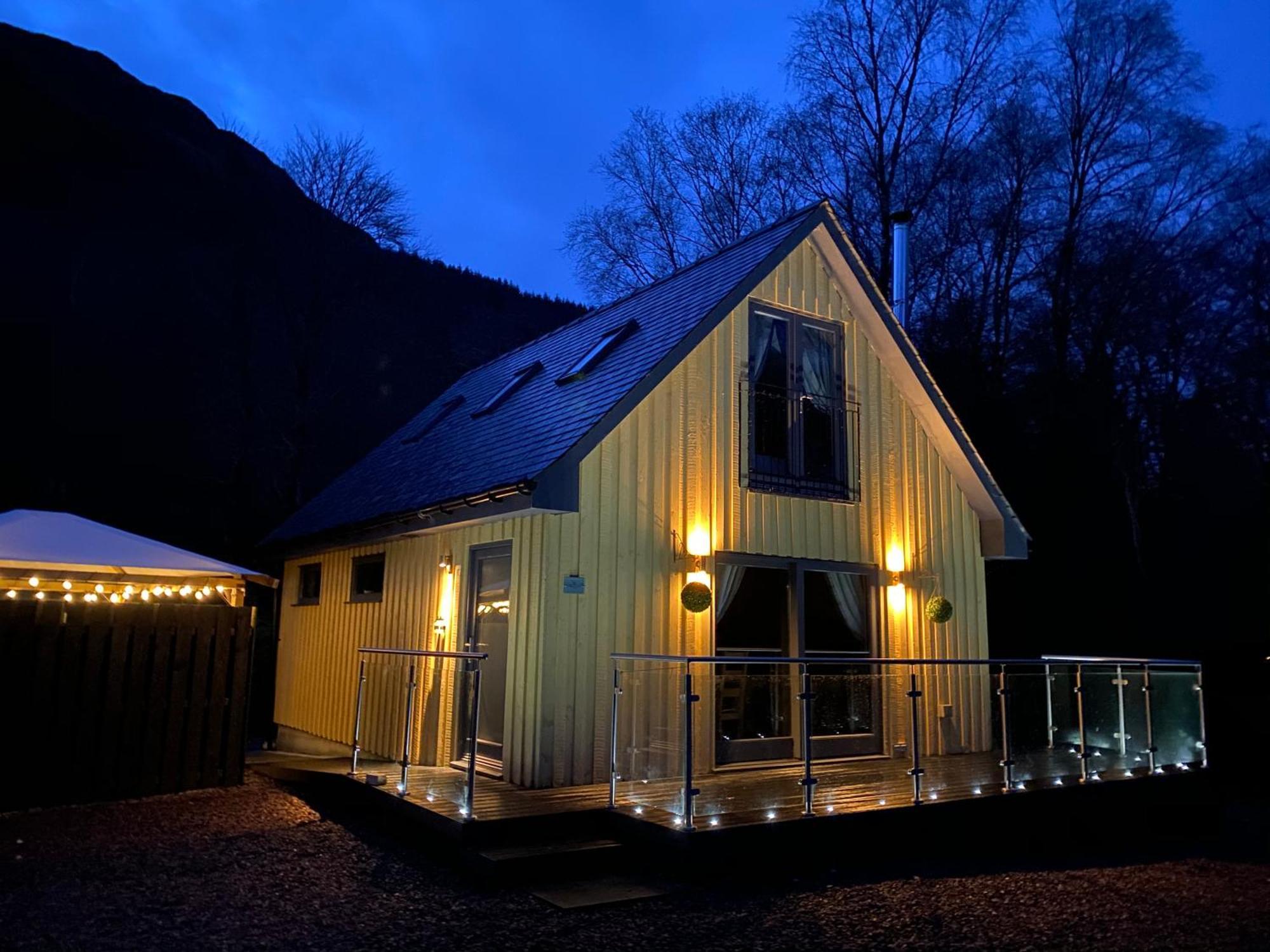 Bluebell Cottage with Hot Tub Ballachulish Exterior foto